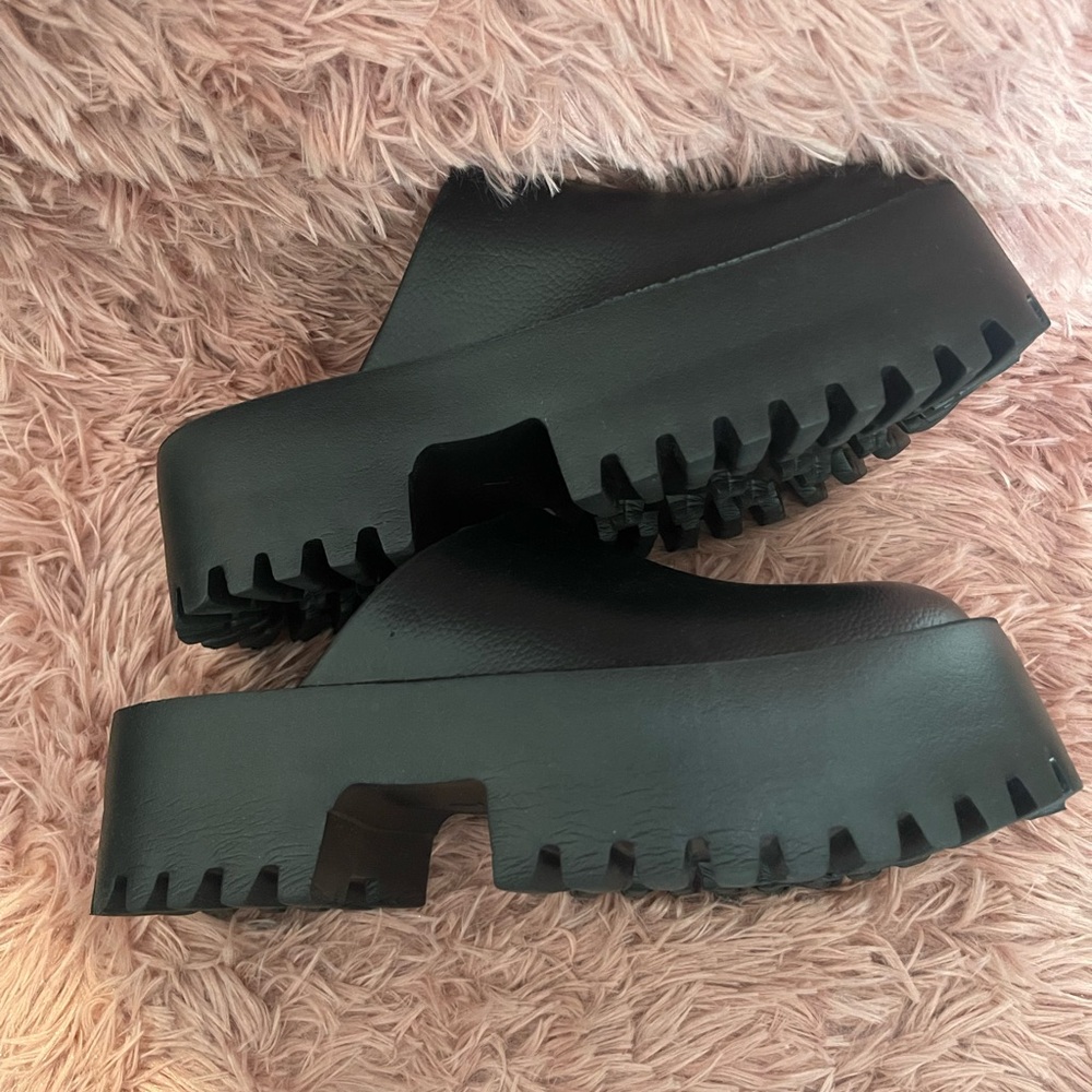 Chunky Black Platform Clogs